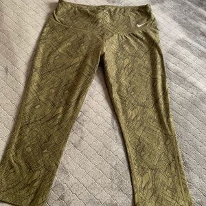 Nike Capri Leggings